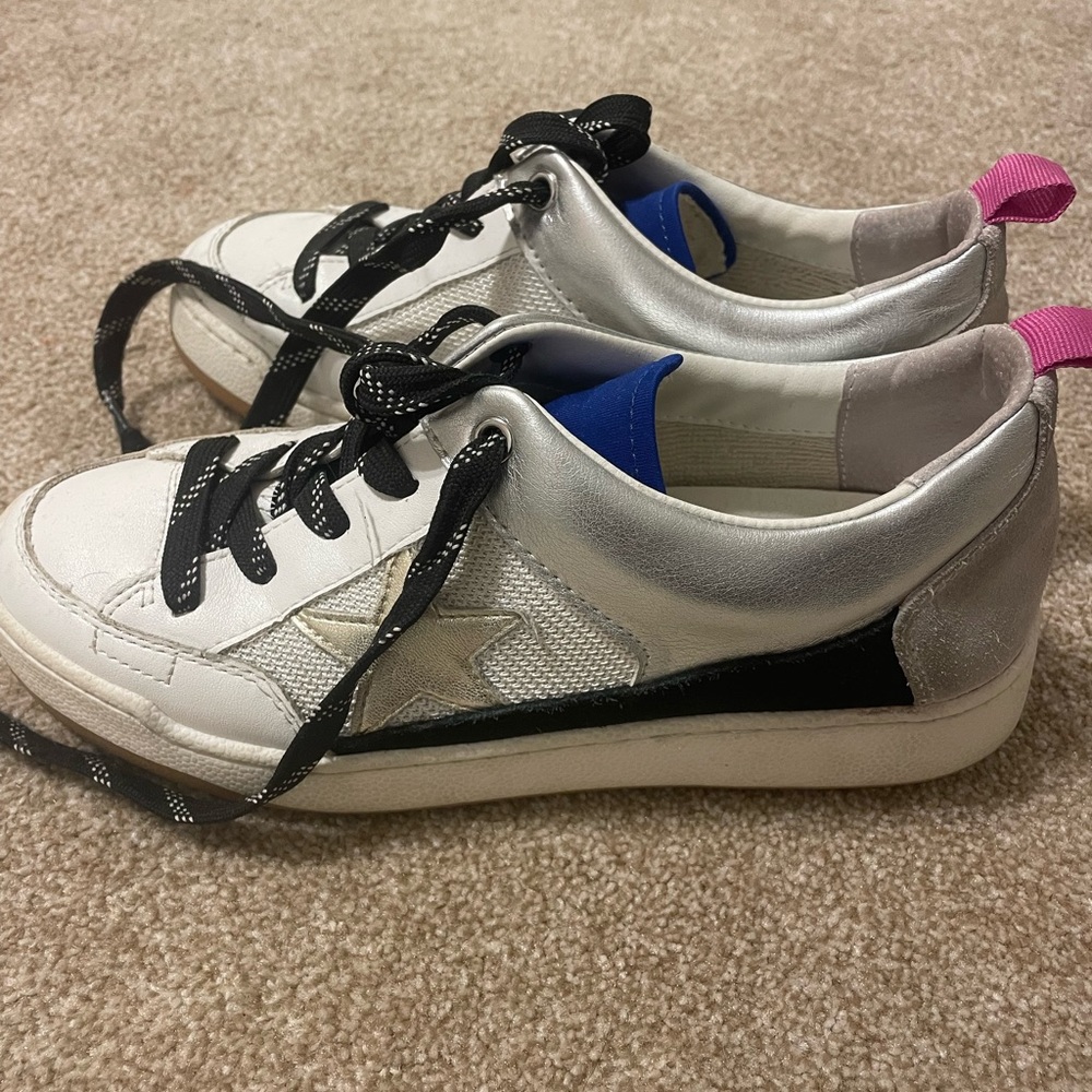 Steve Madden sneakers